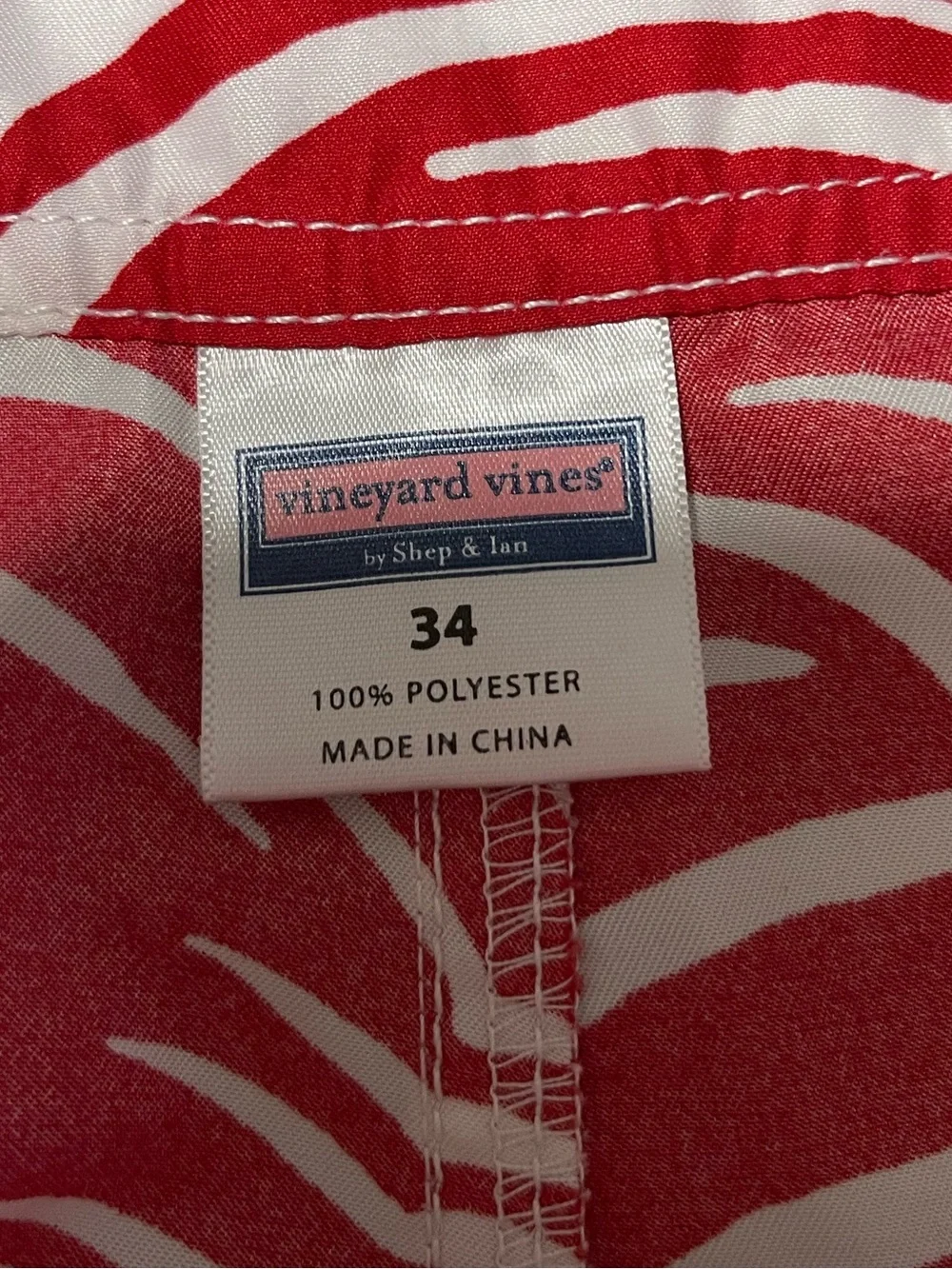 NWOT Men’s Vineyard Vines Boardshorts